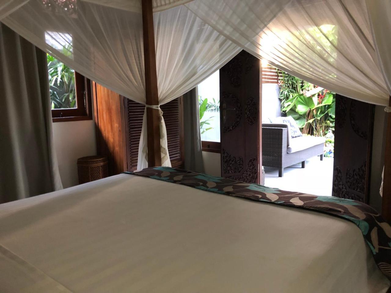 Villa Ariana Seminyak Esterno foto
